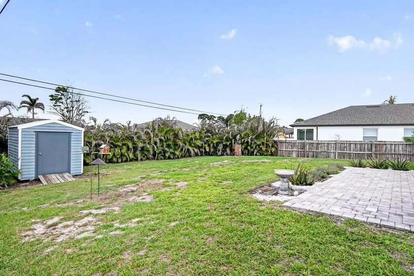 Welcome home to this perfect cozy house. The 2 bedroom 2 - photo 22