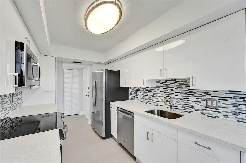 Priced to sell. This is your chance to own a rarely available - photo 7