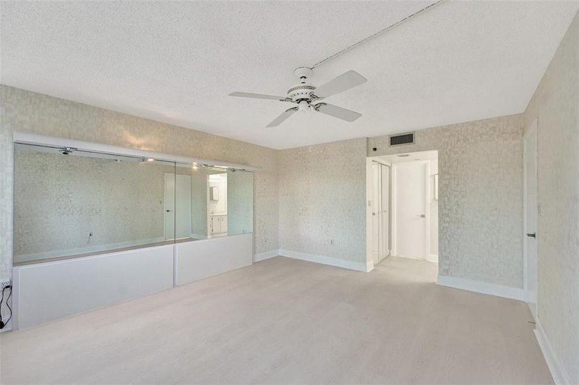 Priced to sell. This is your chance to own a rarely available - photo 9