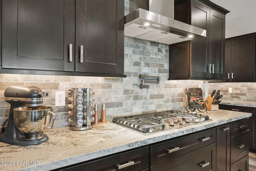 Behold the pinnacle of high-desert living in this 3,178 sq-ft - photo 15