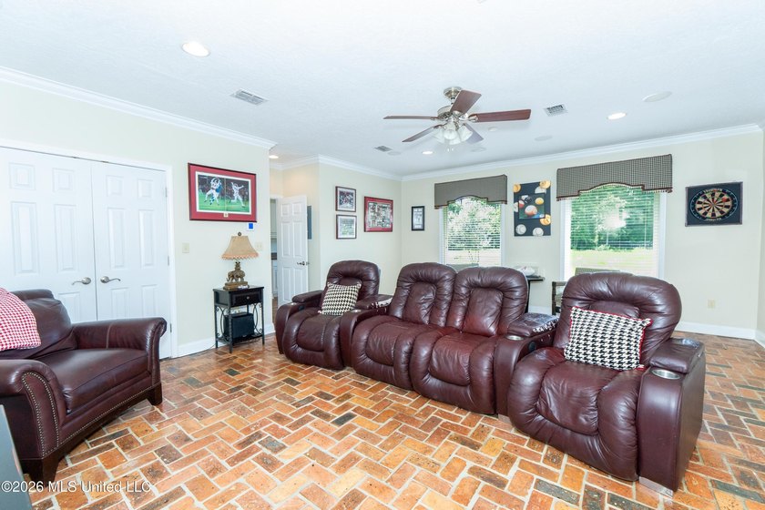 LUXURY ESTATE situated on 1.3+/- acres, offering PRIVACY - photo 22