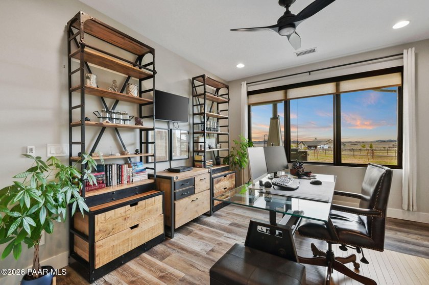 Behold the pinnacle of high-desert living in this 3,178 sq-ft - photo 28