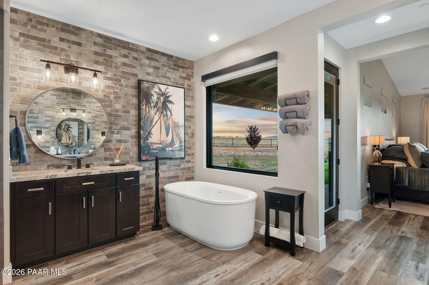 Behold the pinnacle of high-desert living in this 3,178 sq-ft - photo 32