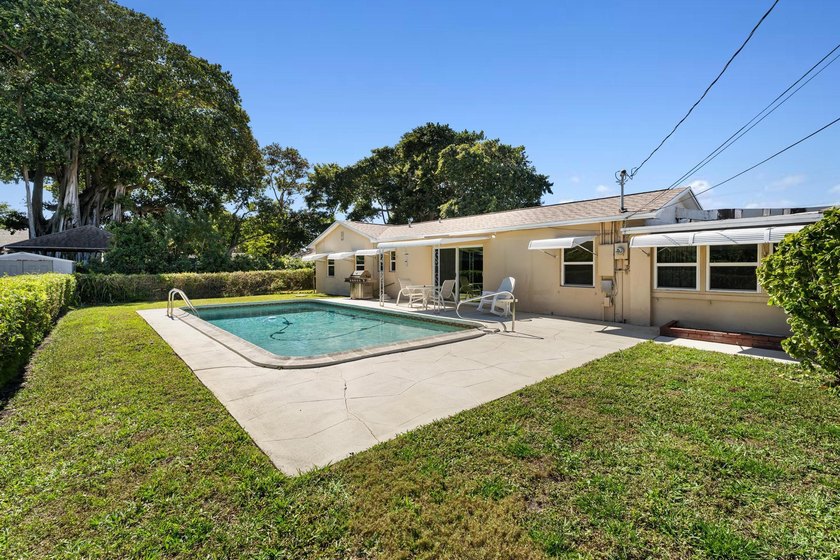Rare opportunity to own a versatile home featuring two primary - photo 34