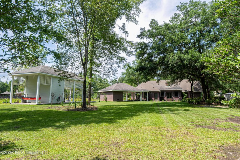 LUXURY ESTATE situated on 1.3+/- acres, offering PRIVACY - photo 43
