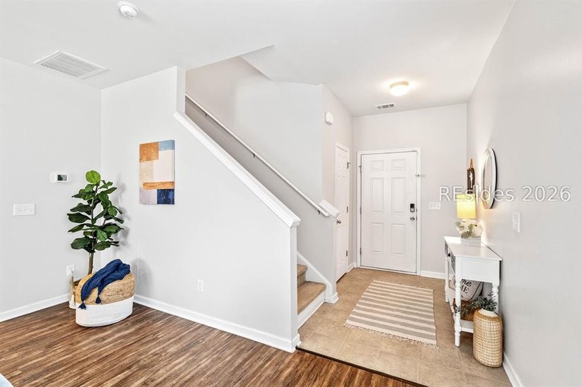 Fantastic value in Shadow Moss! Enjoy peace of mind with major - photo 4