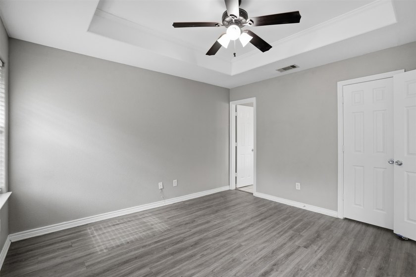 Enjoy peaceful living near beautiful Cedar Creek Lake in this - photo 16