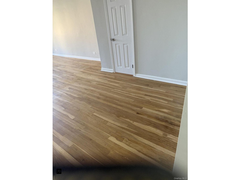 SPONSOR UNIT No Board Approval Required! Welcome to Residence 1I - photo 3