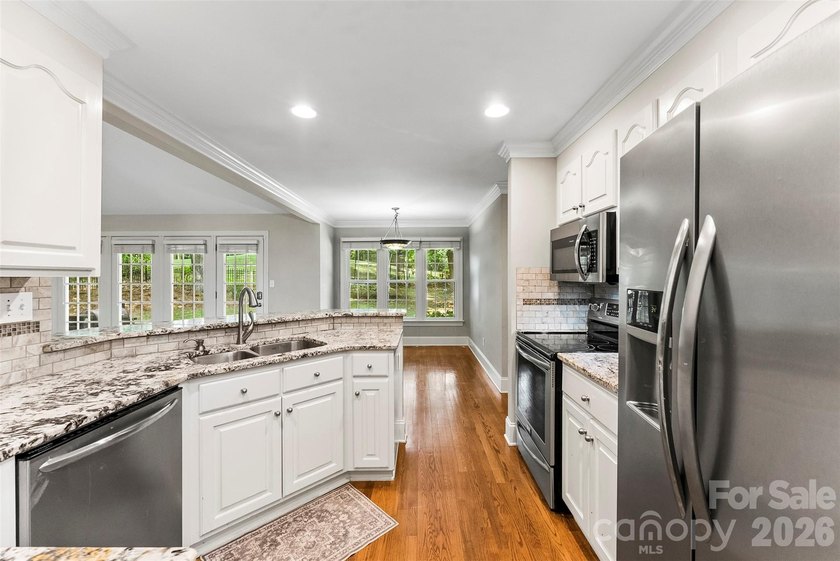 Perfectly situated on the 13th fairway of the prestigious Cramer - photo 16