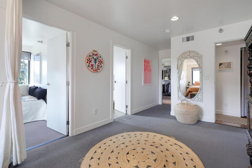 Experience elevated city living in this stunning 3 bed + den, 3 - photo 24