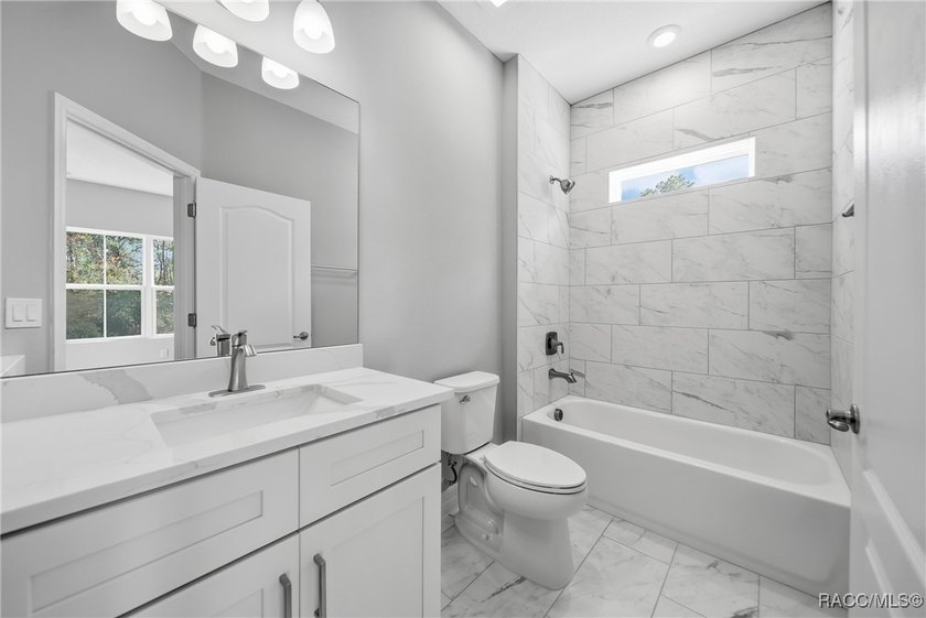 BEAUTIFUL 2025 NEW BUILD with 4 BEDROOMS 3 BATHROOMS + 3 Car - photo 11