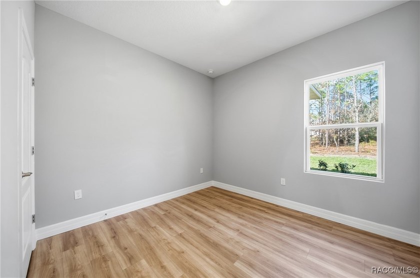 BEAUTIFUL 2025 NEW BUILD with 4 BEDROOMS 3 BATHROOMS + 3 Car - photo 13