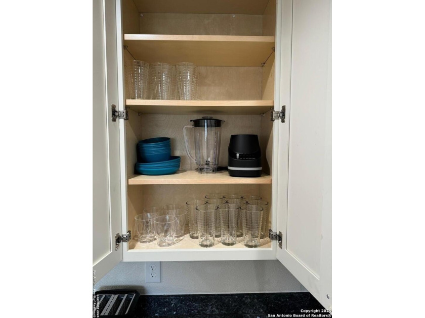 Remodeled Duplex, currently being used as an . It comes fully - photo 24