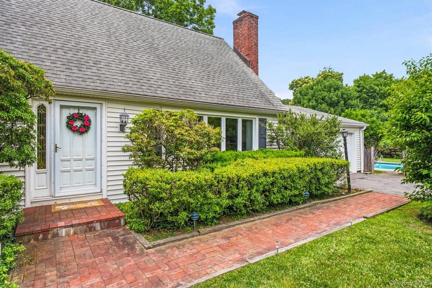 133 Westlake Drive features 4 bedrooms, 2.5 baths, spacious - photo 4