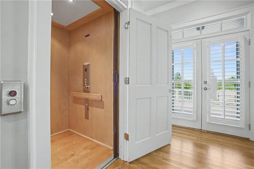 Welcome to an extraordinary private estate at 23 Waterside Drive - photo 16