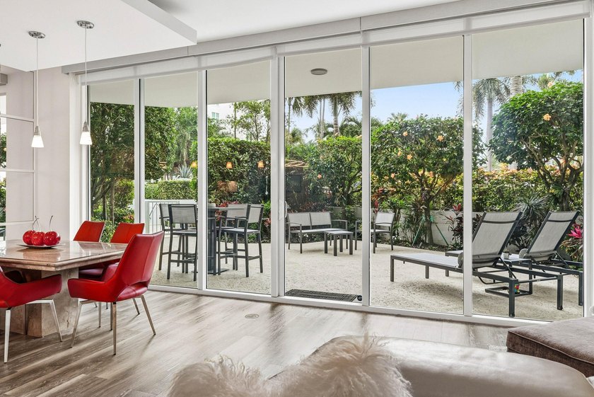 Experience luxury living in this beautifully renovated 2 bedroom - photo 21