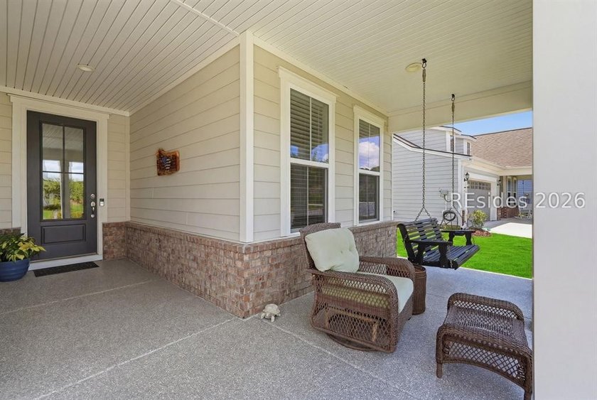 Skip the new build process with this one-level better than new - photo 24