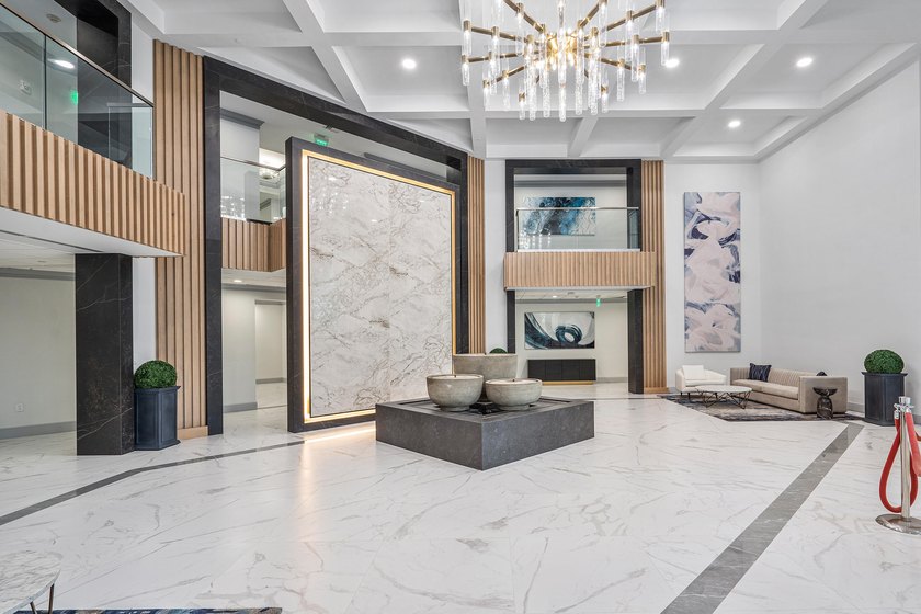 Experience luxury living in this beautifully renovated 2 bedroom - photo 40