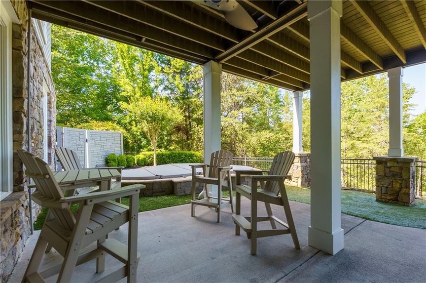 Welcome to an extraordinary private estate at 23 Waterside Drive - photo 55
