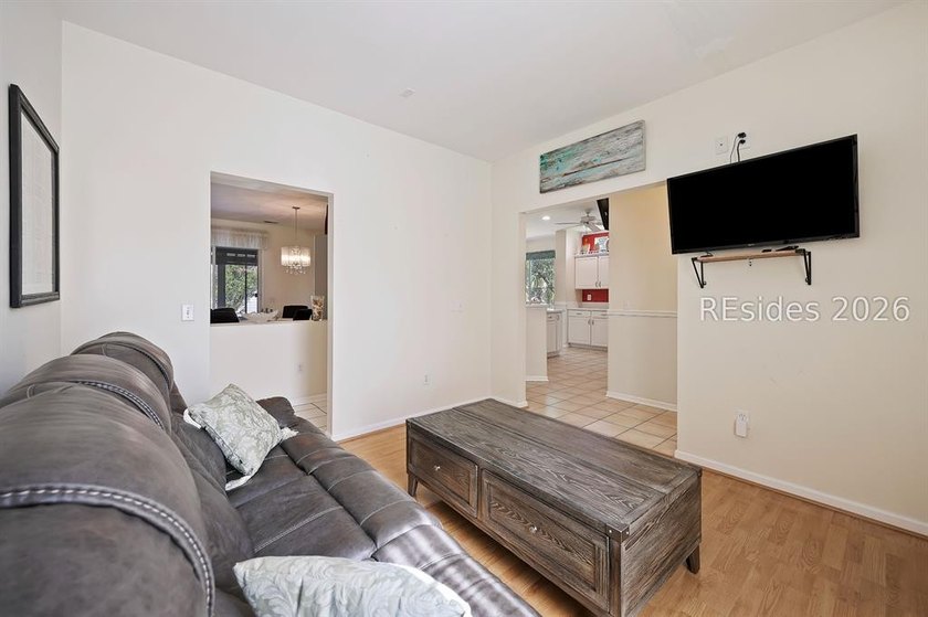 Welcome to 39 Hamilton Drive, a spacious Charlotte/Madison model - photo 8