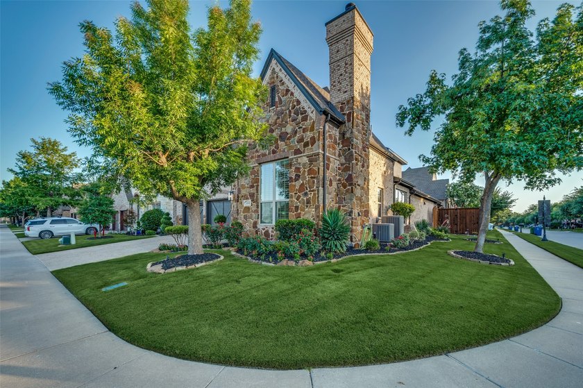 Welcome to 3104 Stonefield where luxury living meets an - photo 2