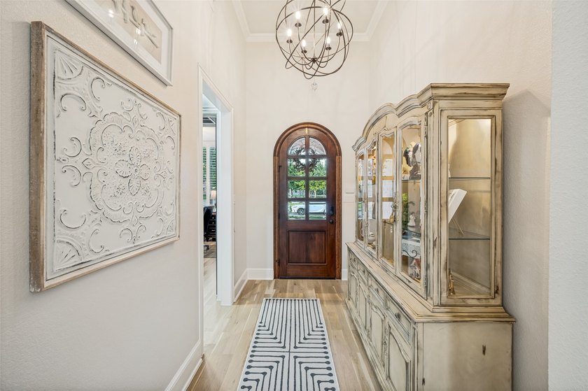 Welcome to 3104 Stonefield where luxury living meets an - photo 3