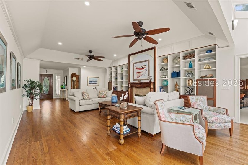 Experience the best of Hilton Head living in this beautifully - photo 5