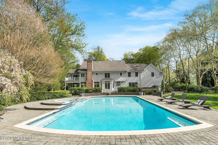 THE ULTIMATE PRIVATE RESORT. Handsome Colonial estate set on 2 - photo 5
