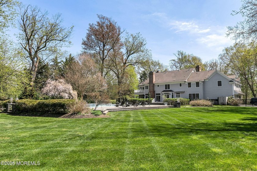 THE ULTIMATE PRIVATE RESORT. Handsome Colonial estate set on 2 - photo 6