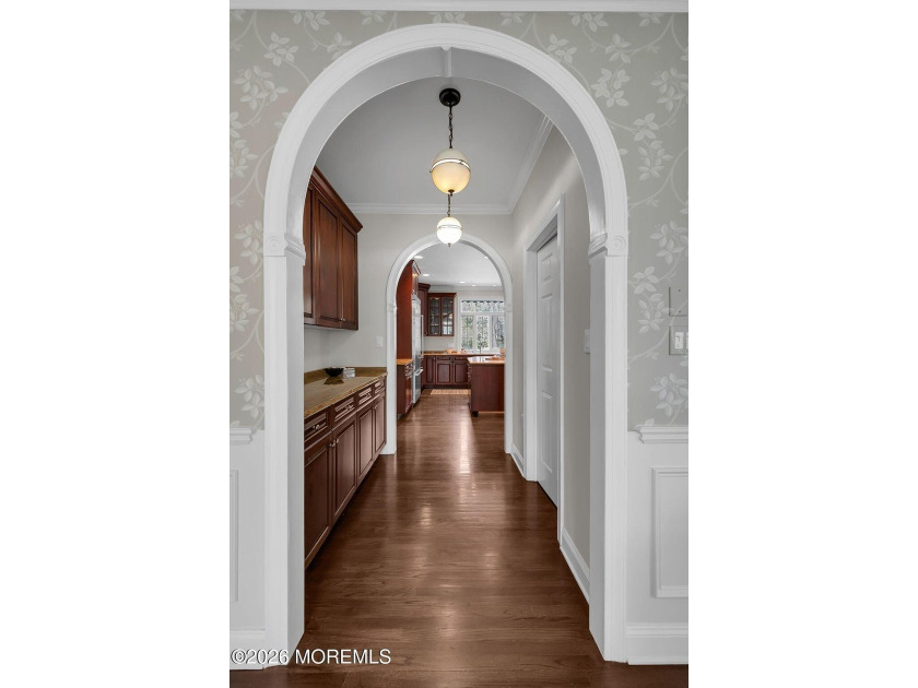 THE ULTIMATE PRIVATE RESORT. Handsome Colonial estate set on 2 - photo 9