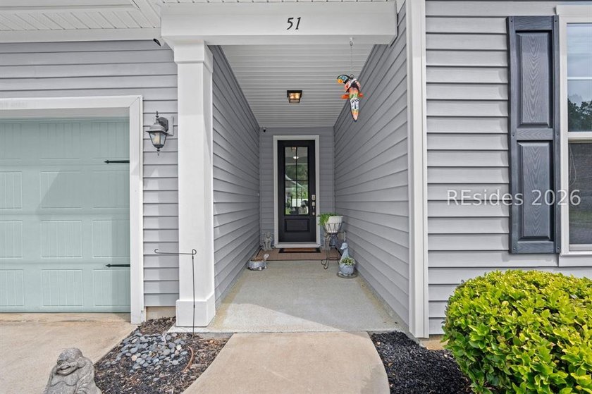 Skip the new build process with this one-level Litchfield model - photo 6