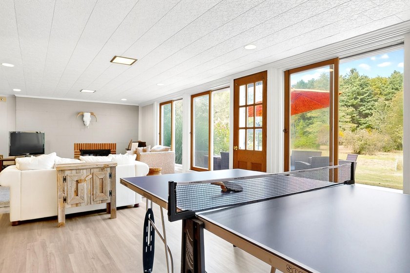 Looking for single level living in the heart of Falmouth? Look - photo 31
