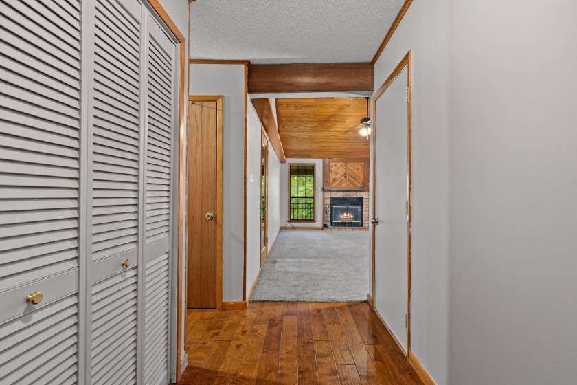 Hallway - photo 14