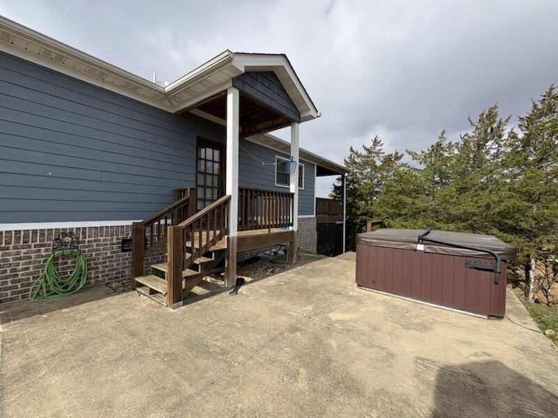 LAKEFRONT living at its finest on Douglas Lake! This - photo 3