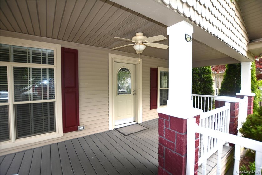 Welcome to this spacious 2-bedroom, 2-bath home in the desirable - photo 4