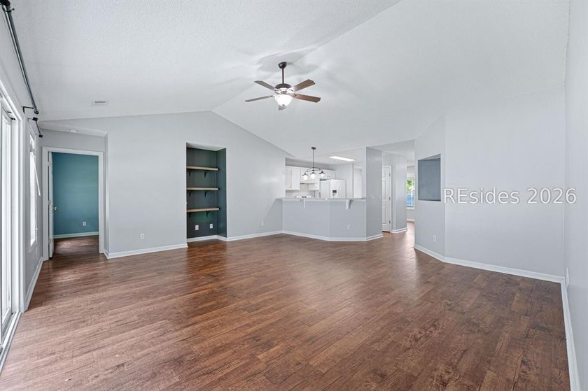 Welcome home to this beautiful 1,600-square-foot, single-level - photo 8