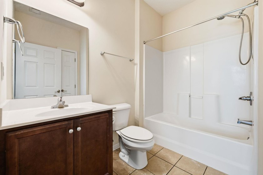 Welcome to easy living in this 2-bedroom, 2-bathroom - photo 5