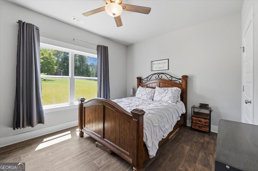 In this beautiful Craftsman ranch, thoughtful design meets - photo 21