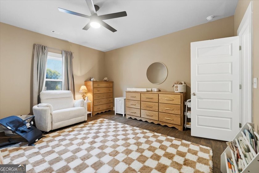 In this beautiful Craftsman ranch, thoughtful design meets - photo 24