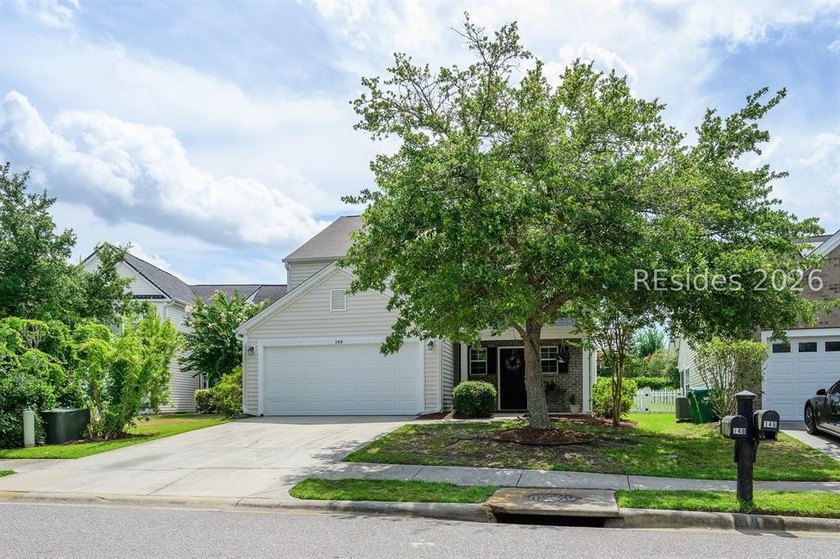 Welcome Home to this beautifully updated 4BR/2.5BA home in - photo 2