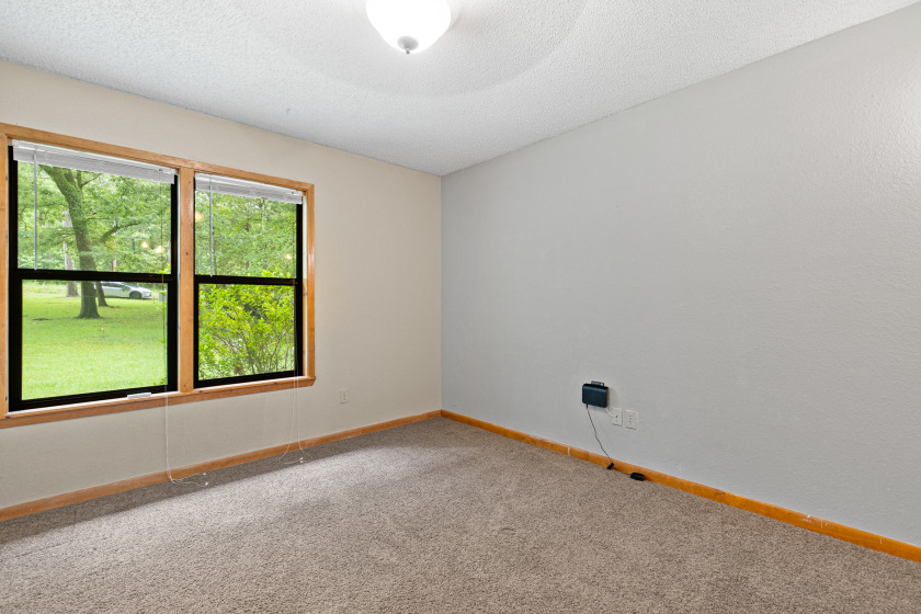Bedroom - photo 28