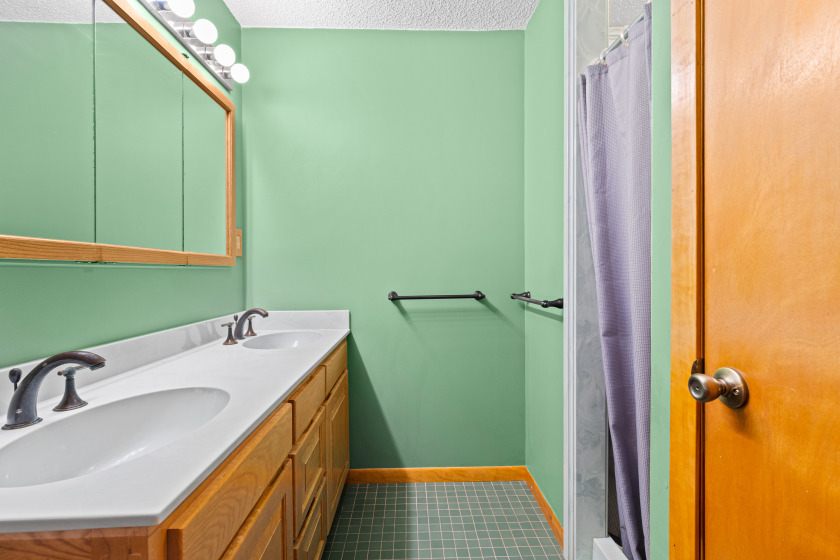 Bathroom - photo 32