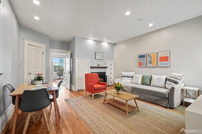 Open house canceled. Ideally located at the base of tony Nob - photo 5