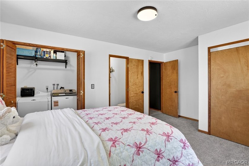 Are you looking for a property near Lake Gregory and Crestline - photo 28