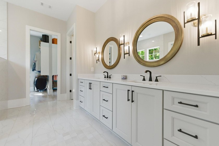 Positioned at the heart of Reynolds Lake Oconee on a prominent 1 - photo 33