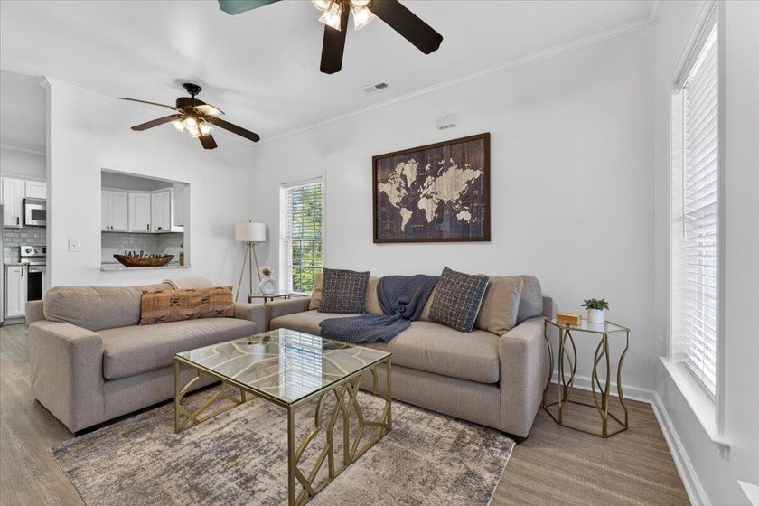 Welcome to this beautifully updated 3 bed/3-full-bath Charleston - photo 9