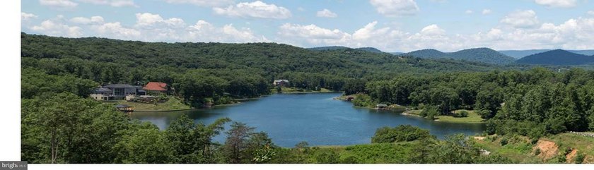 Private residential lake community sitting on 500 wooded acres - photo 3