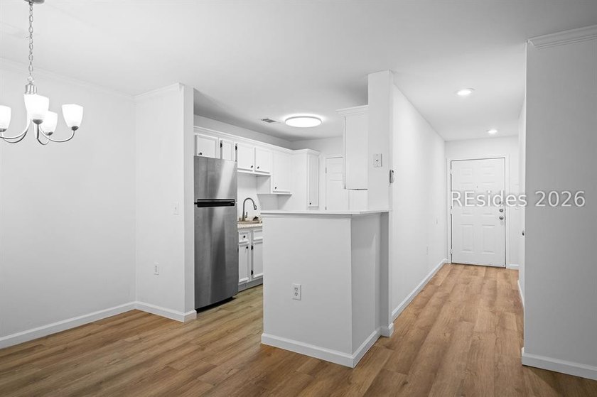 Welcome home to this inviting newly remodled 3 bedroom, 2 - photo 7
