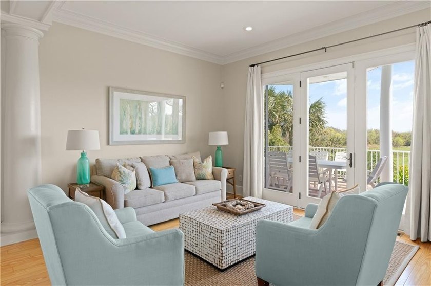 Enchanted Hideaway is a luxurious retreat that offers an - photo 14