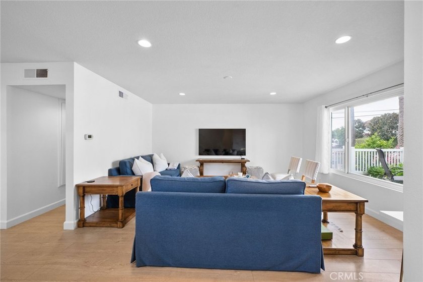 AVAILABLE AUGUST 1 OR LATER. Just four blocks from the beach and - photo 5